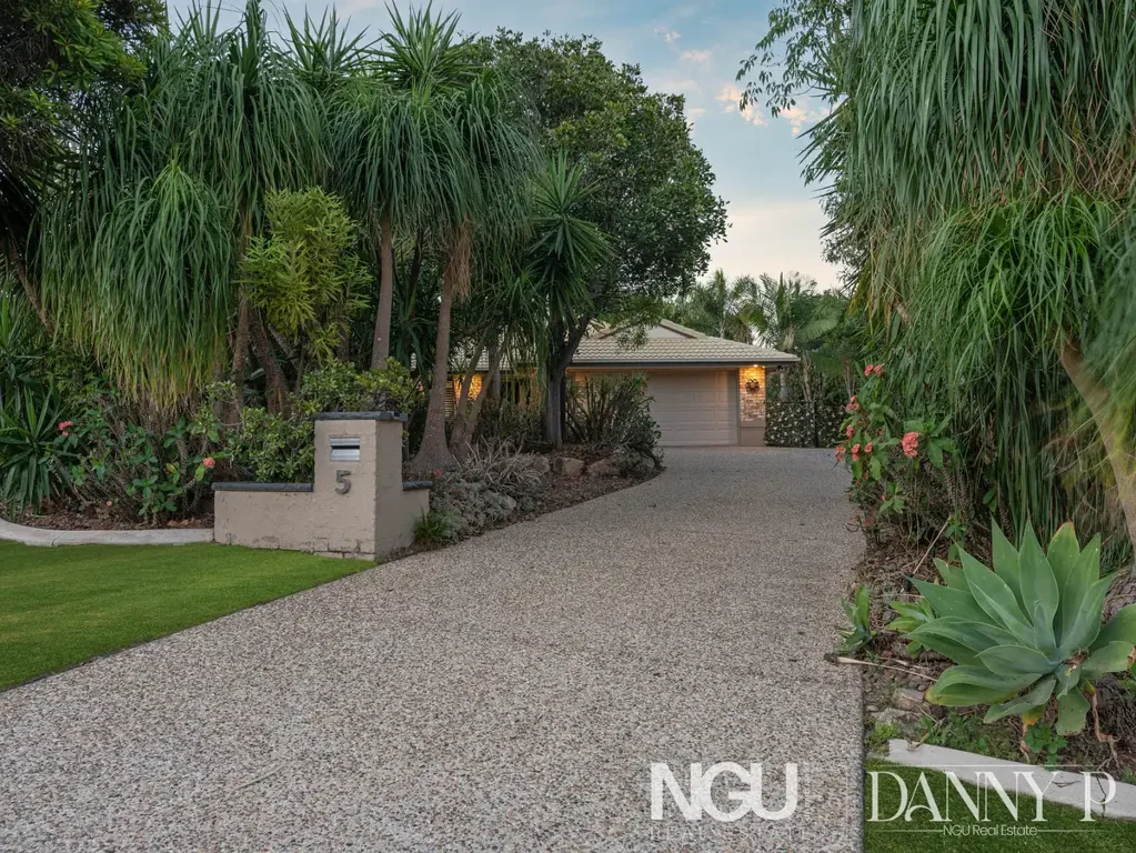 Deebing Heights 4Zimmer A STATEMENT IN STYLE, SPACE & SERENITY - RENOVATED FAMILY HOME WITH EVERY UPGRADE