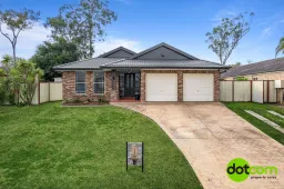 8 HAMLYN RD, Hamlyn Terrace