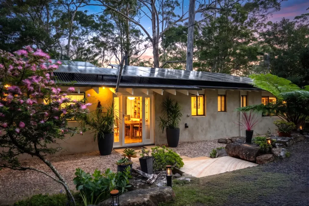 Mount Elliot 3房  Contemporary Home with Sustainable Living Features