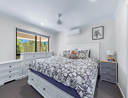 24 Trader Crescent, Cannonvale, QLD 4802, 4房, 2浴, House