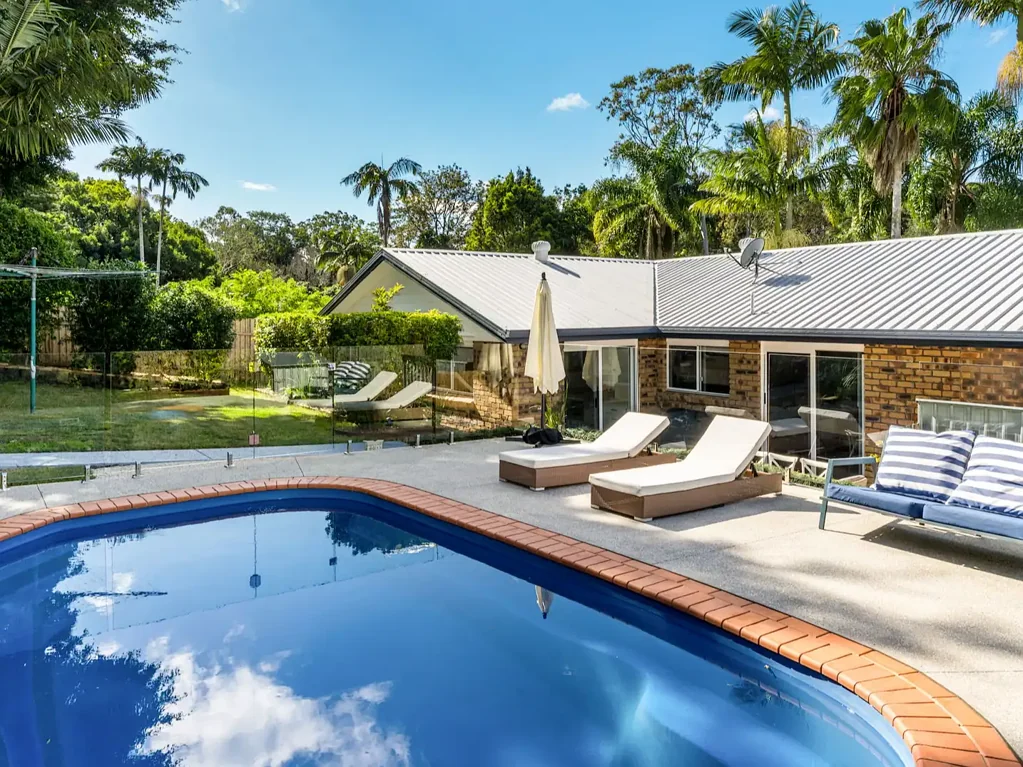 Bangalow 5ห้องนอน Space, Privacy and Possibility – Family Home, Self-Contained Studio and Dream Workshop