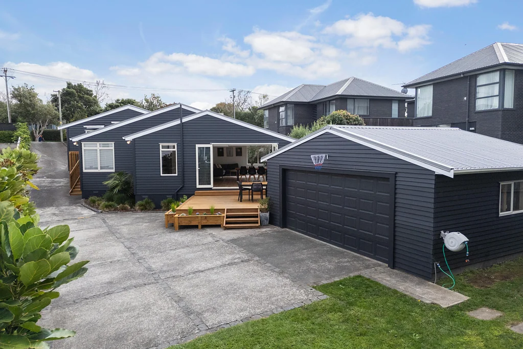 Waiotaiki Bay 5Moenga Flexible Family Living on 799sqm