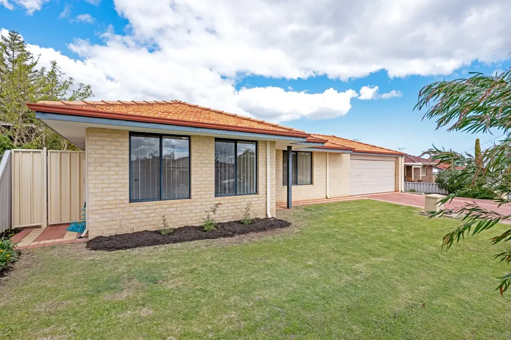 30A Kingsfold Street, Balga, WA 6061, 3 slaapkamers, 2 badkamers, House