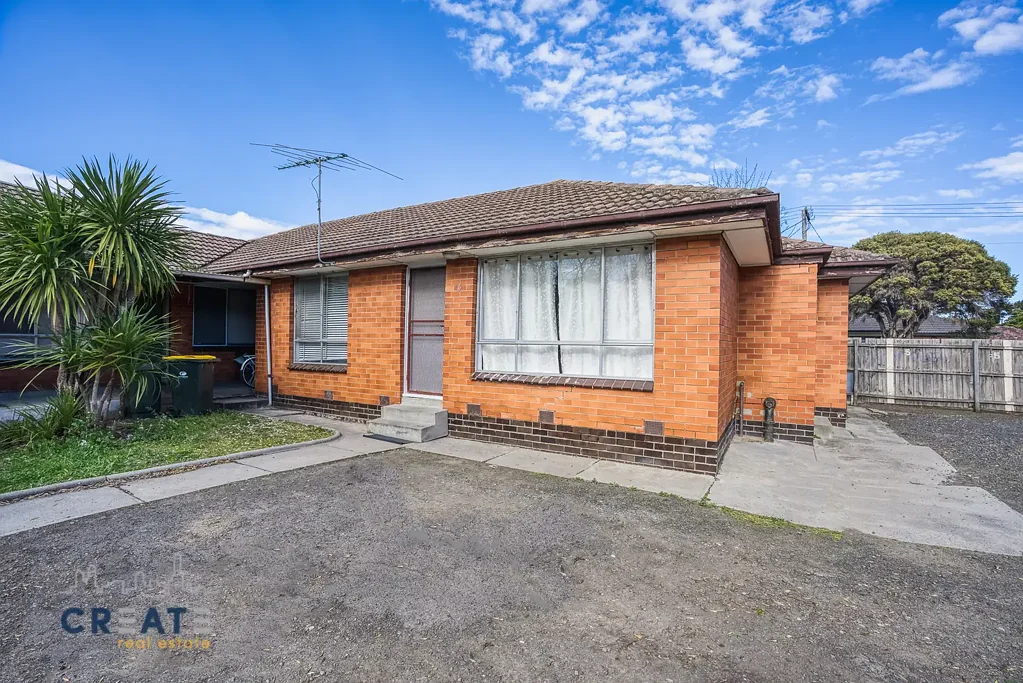 2 BEDROOM UNIT