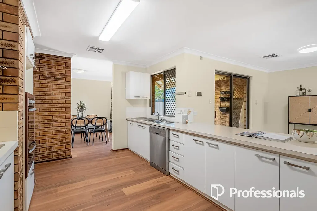 49 Twickenham Drive, Kingsley, WA 6026