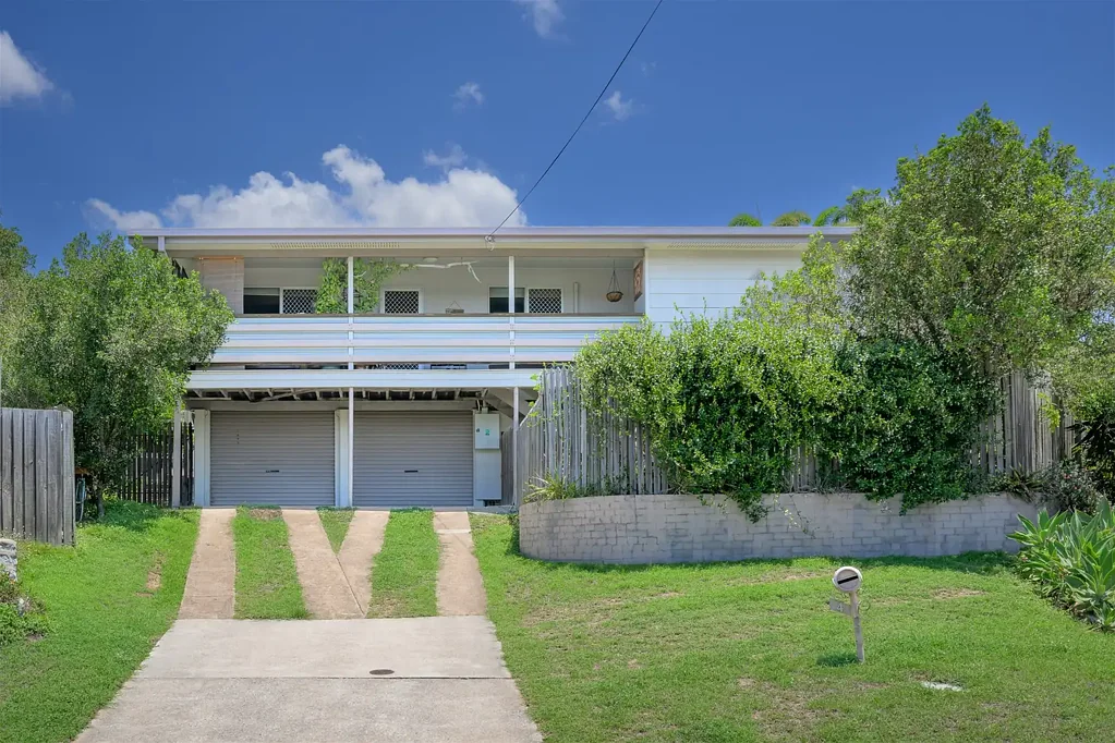 Kin Kora 3침실 Modern Comfort and Classic Charm in a Prime Location!