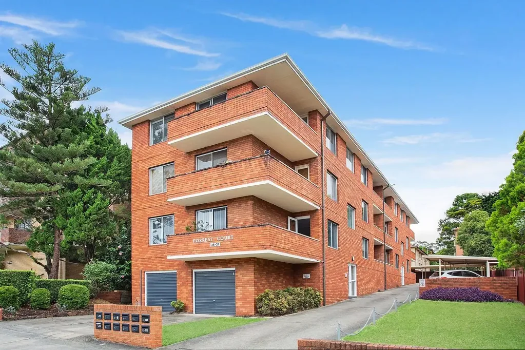 Spacious 2-bedroom unit in the heart of Penshurst