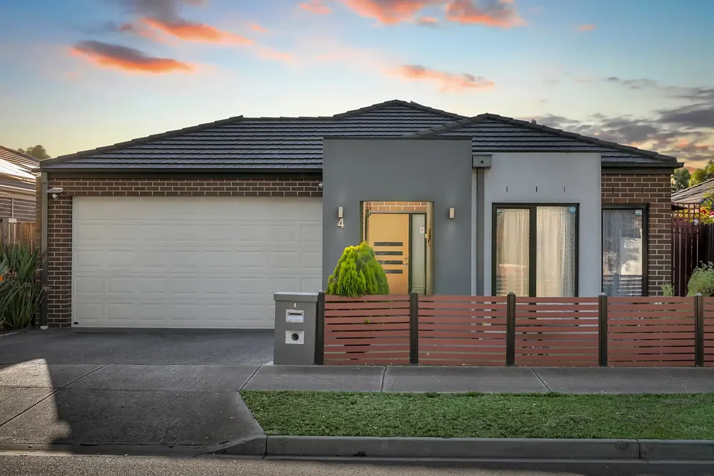 A Great Three Bedroom In a Convenient Location!