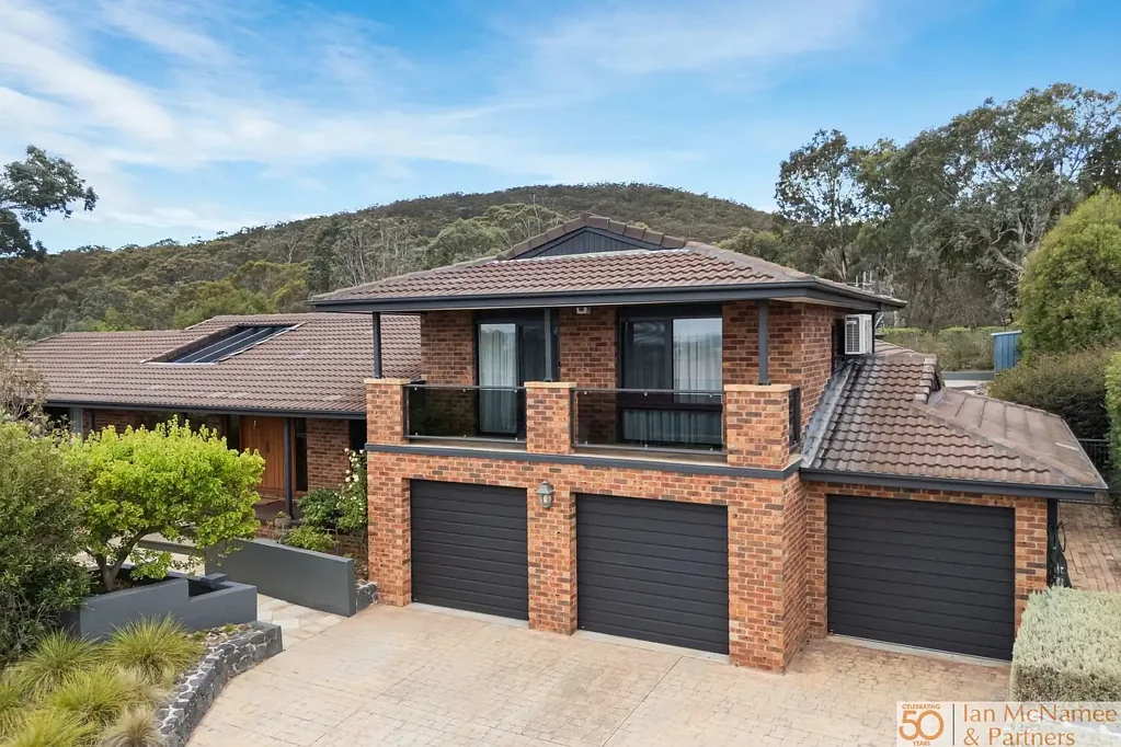 Jerrabomberra 5部屋 Inspections By Appointment - Where Elegant Classic Charm Meets Modern Luxury in Jerrabomberra