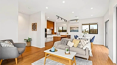 Exceptional Family Living – Modern Luxury & Ef...