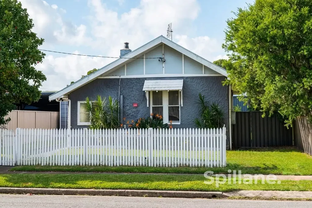 5 Adrian Street, Mayfield West, NSW 2304
