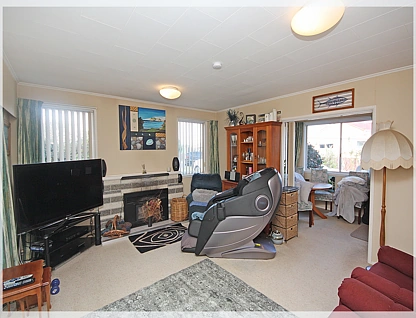 12 Nuku Street, Tangimoana, Manawatu, 2 ਕਮਰੇ, 1 ਬਾਥਰੂਮ, House