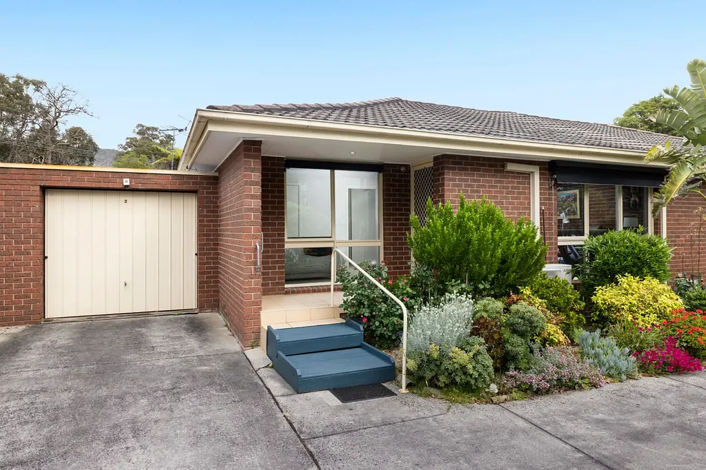 2/3 Williamson Road, Ferntree Gully, VIC 3156