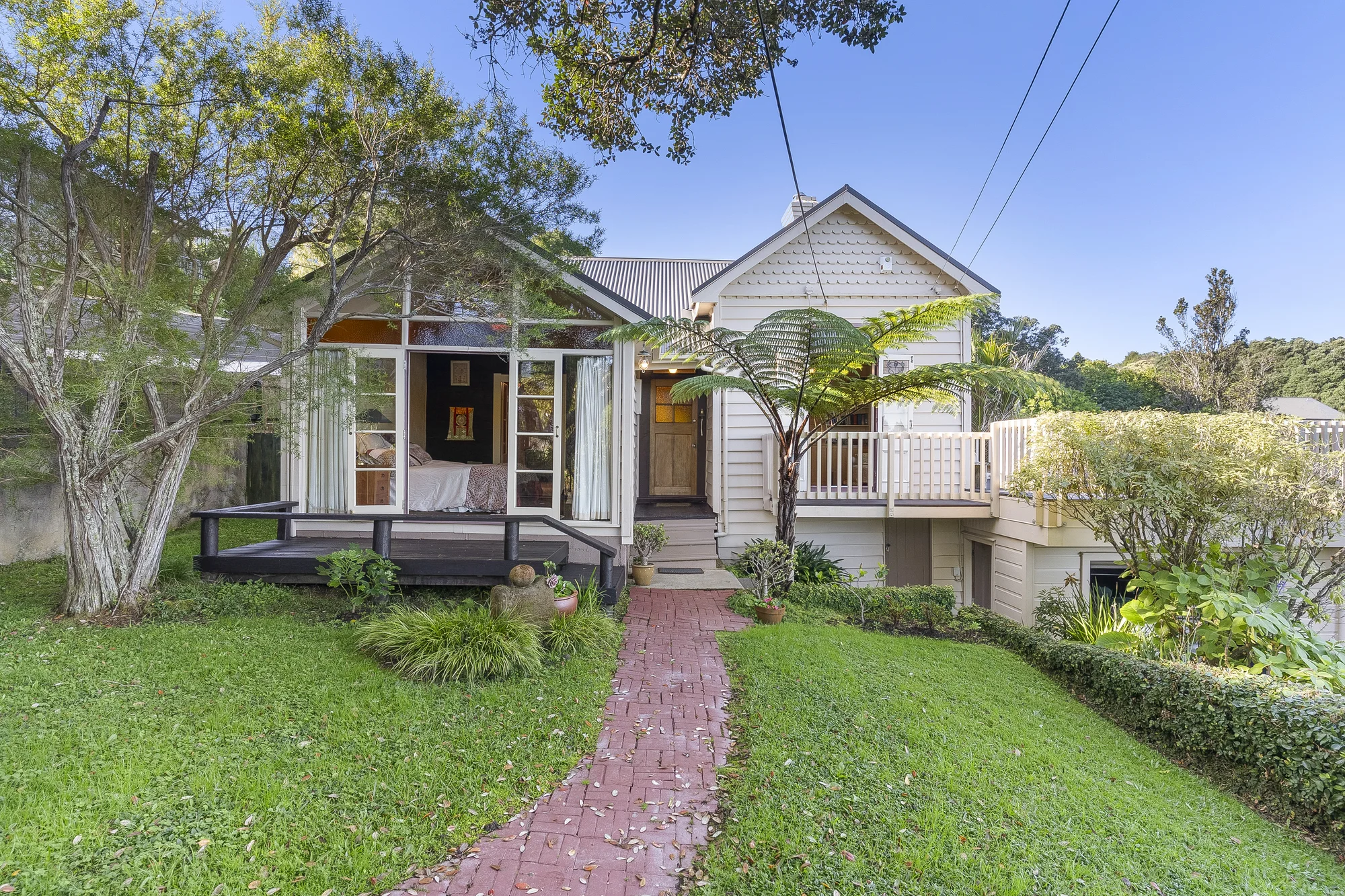 Birkenhead 3房 CHARACTER VILLA. A SEAWARD PANORAMA ON THE POINT.