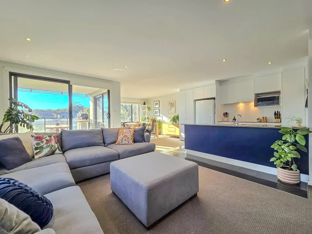 Watson 3房  Spacious and sunny family sized apartment