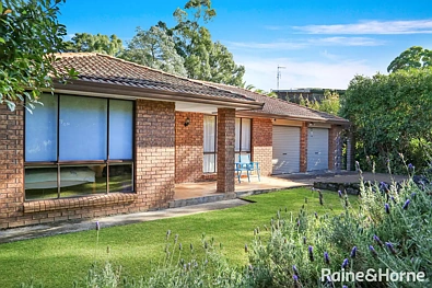 Moss Vale 3房  Spacious Family Living on a Generous 998sqm Block in Central Moss Vale