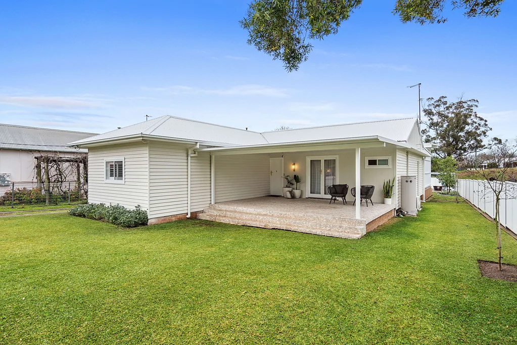 5 Oxford Road, Scone, NSW 2337