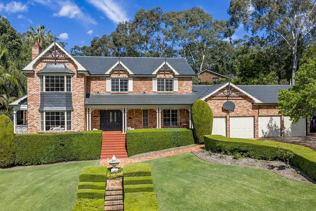 1 Featherwood Way, Castle Hill, NSW 2154