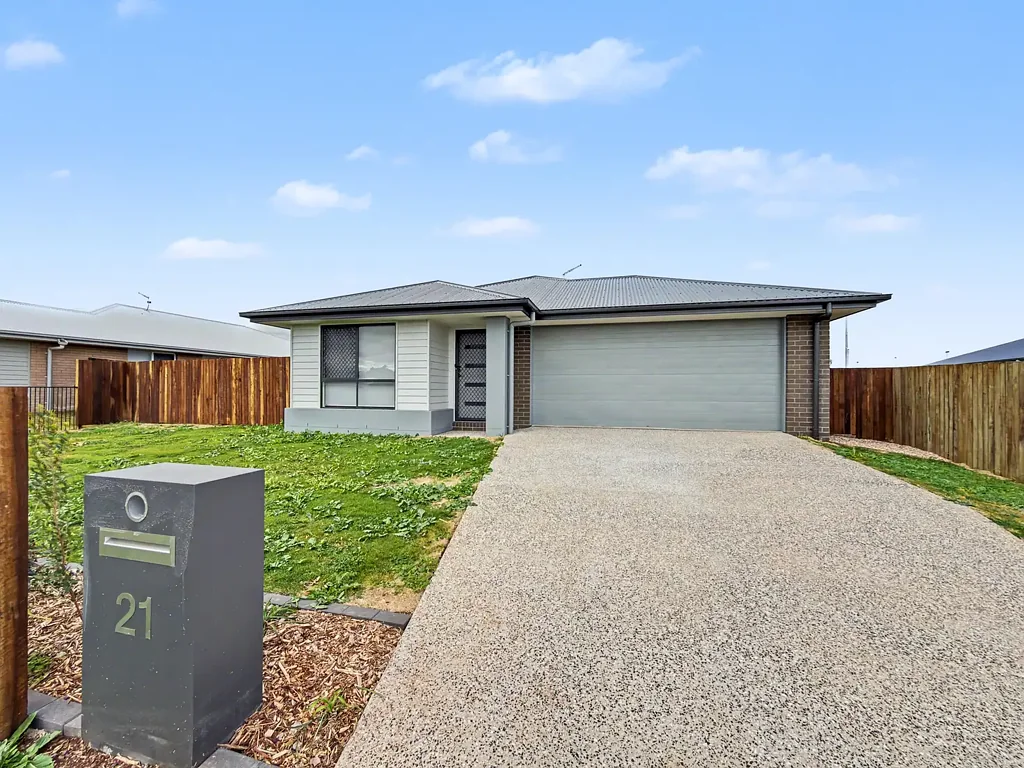 Modern Family Home in Brand New Estate