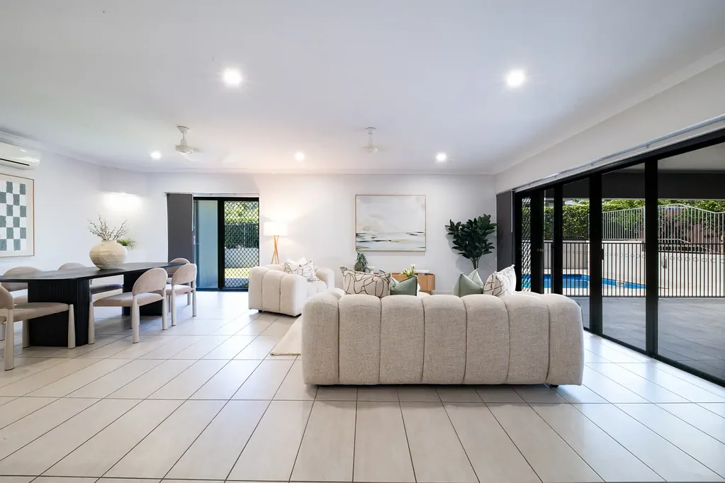 Cannonvale 4房  THE COMPLETE PACKAGE – READY TO MOVE IN