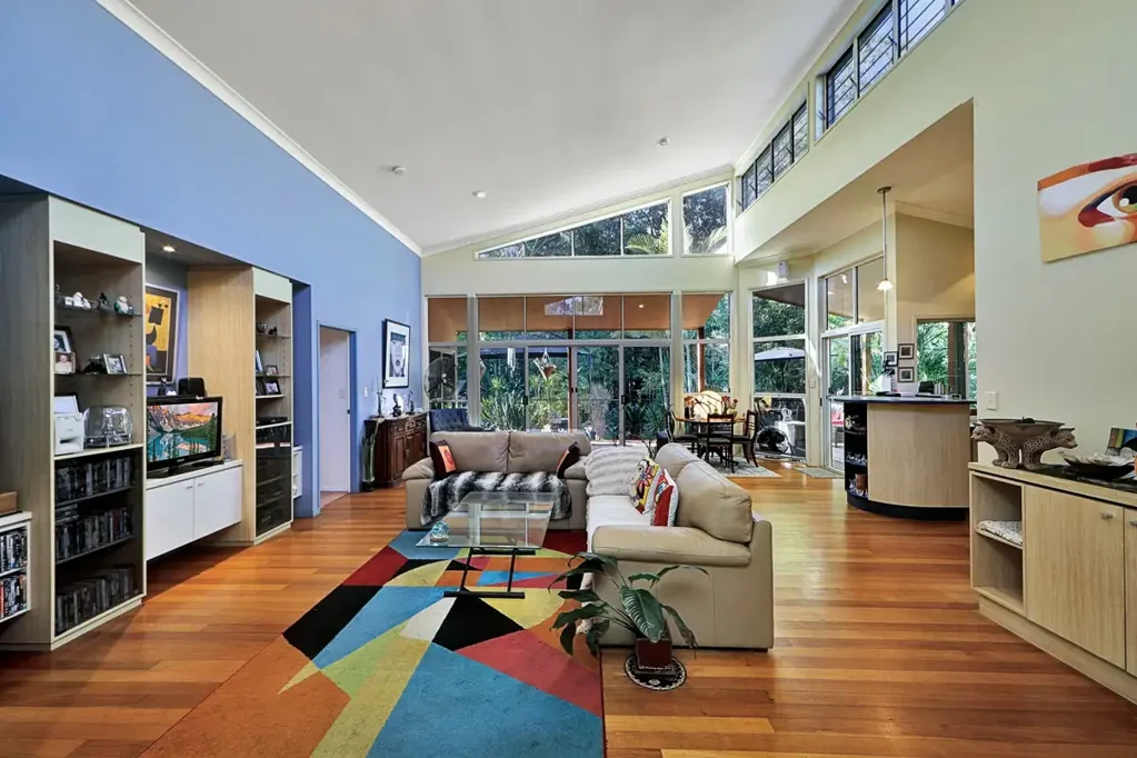 Toogoom 3ਬੈੱਡਰੂਮ Exceptional, Character Filled Beachfront Home – Tropical Paradise On 830m²