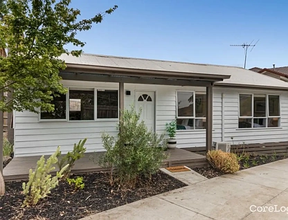 1/39 Silverton Drive, Ferntree Gully, VIC 3156, 3房, 2浴, Unit