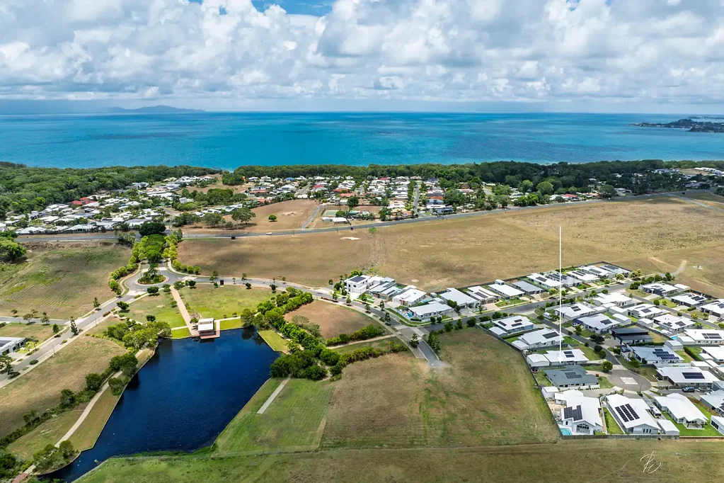 8 Mist Court, Shoal Point, QLD 4750