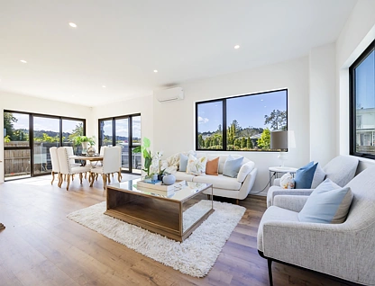 2/27 Odonn Avenue, Beach Haven, North Shore City, 4 chambres, 2 salles de bain, House