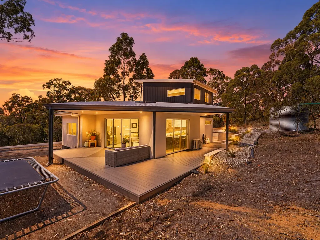 Spring Beach 3房  New Coastal Sanctuary with a Beautiful Upstairs Retreat