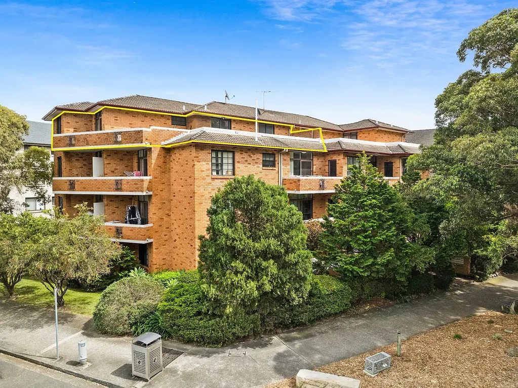 Kogarah 3ਬੈੱਡਰੂਮ Rare Renovator Opportunity with Grand Terrace