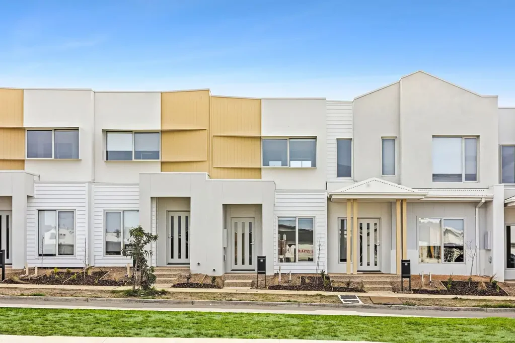 Modern, Brand-New Living in the Heart of Torquay