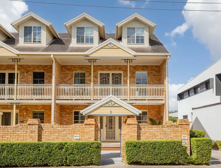 1/37 Railway Street, Merewether, NSW 2291, 3房, 2浴, Townhouse
