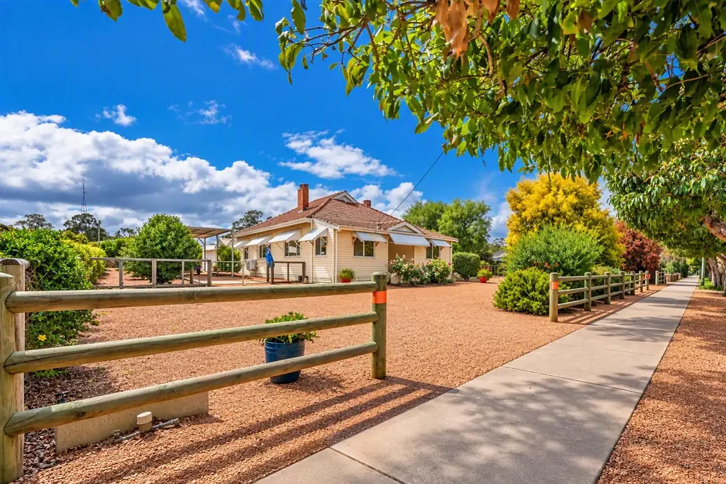 Waroona 3Kwarto Where Timeless Character Meets Country Elegance on 1982sqm