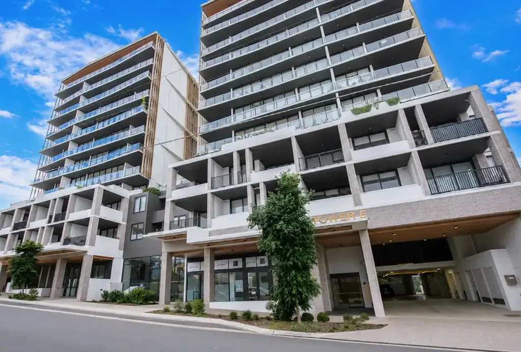 Stylish Two Bedroom Apartment!!