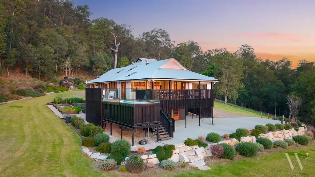 Chatsworth 5Habitaciones 'THE RETREAT' - ICONIC QUEENSLANDER LOCATED ON 60 LUSH ACRES!