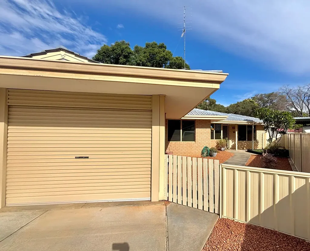 Waroona 3房  IMMACULATE 3x2 DUPLEX – NO STRATA FEES!