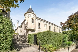 7/72 Canterbury Road, Toorak