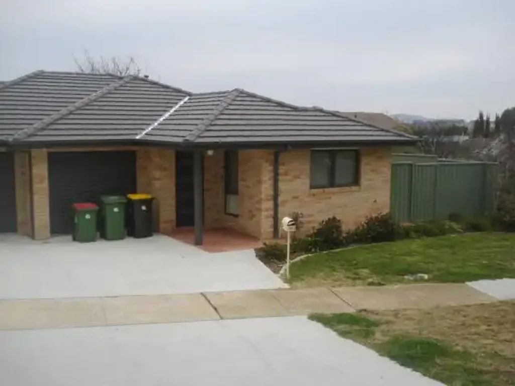 Modern 2 Bedroom Ensuite Home With Double Garage