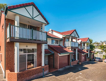 2/11 Armadale Street, St Lucia, Brisbane Western Region, 3 habitaciones, 2 baños, Townhouse