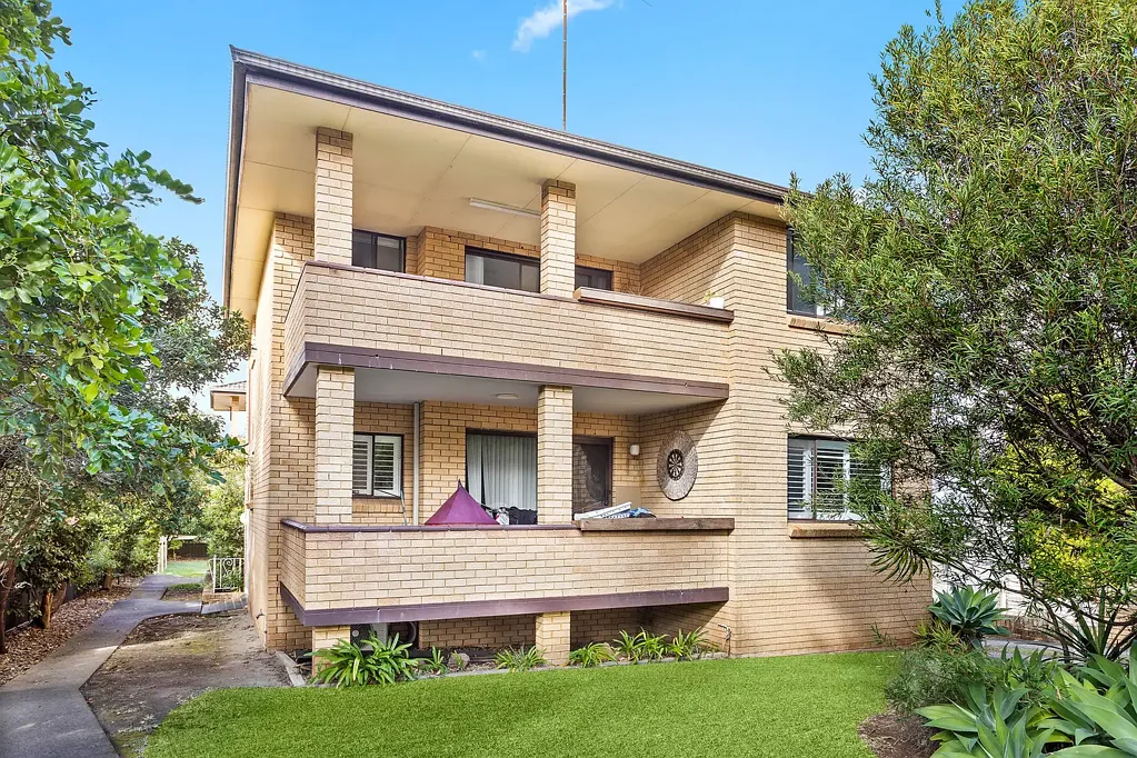 Cronulla 1 Bedroom Coastal Living
