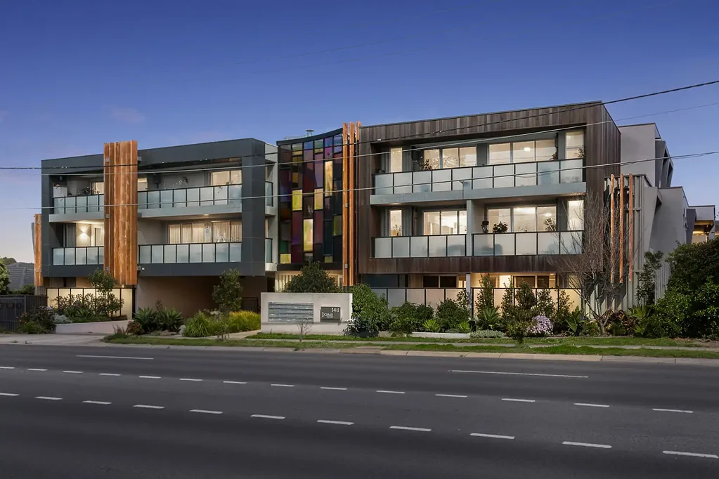 Donvale 3 Slaapkamer Modern Apartment Offering Space and Lifestyle