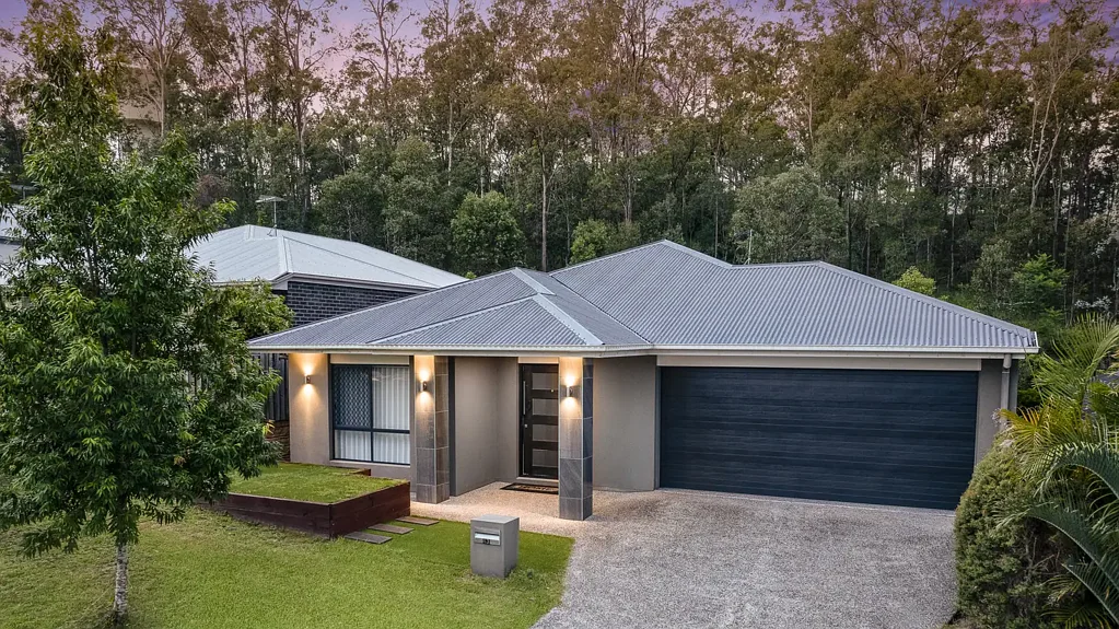 43 Hoist Court, Augustine Heights, QLD 4300