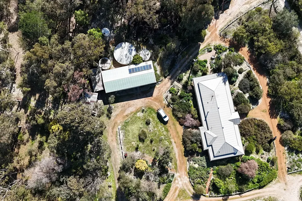 Waroona  Quiet Homestead Property Close to Town