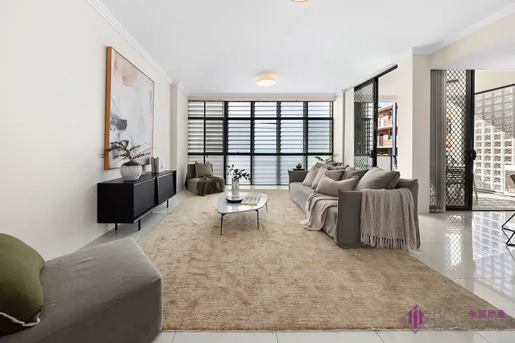 Kogarah 3Moenga Spacious Split-Level Apartment with Expansive Outdoor Living in a Prime Kogarah Setting