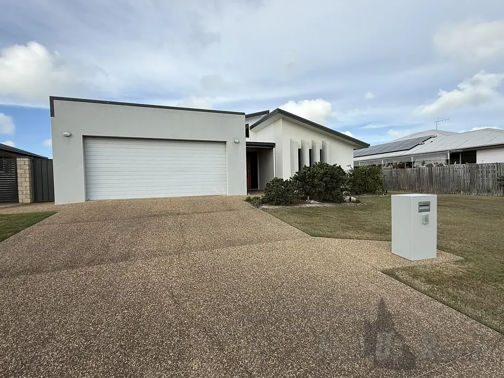 6 Wedgeleaf Place, Ashfield, QLD 4670