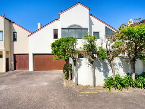 Epsom 3部屋 Renovated 3 Bed DGZ!