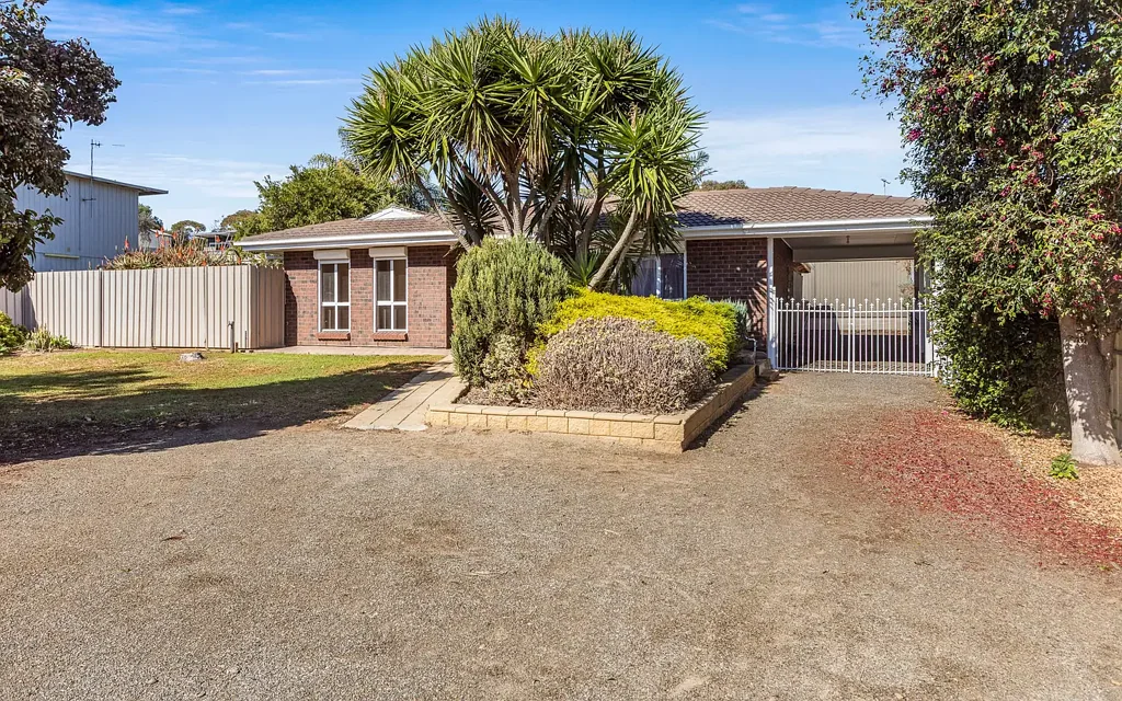 Port Elliot 3房  Seaside Living with Investment Potential.