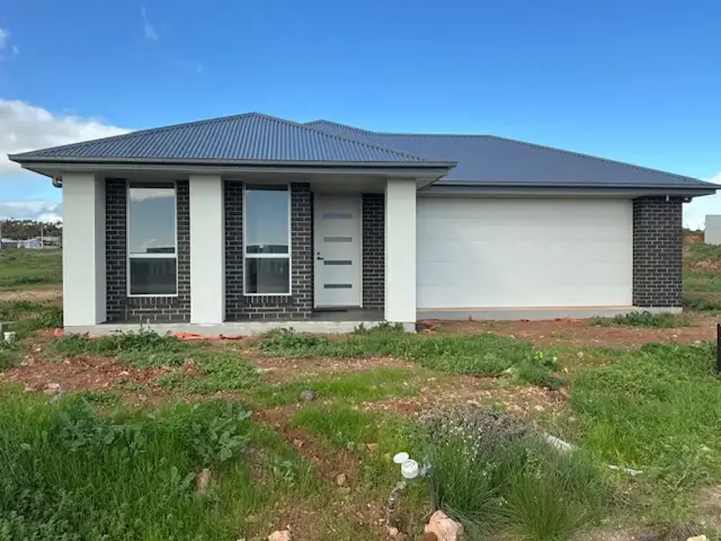 Wallaroo 3 Slaapkamer Brand New for You !