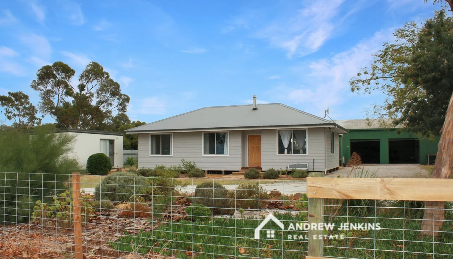 664 Campbell Rd, Cobram, VIC 3644, 3房, 1浴, House