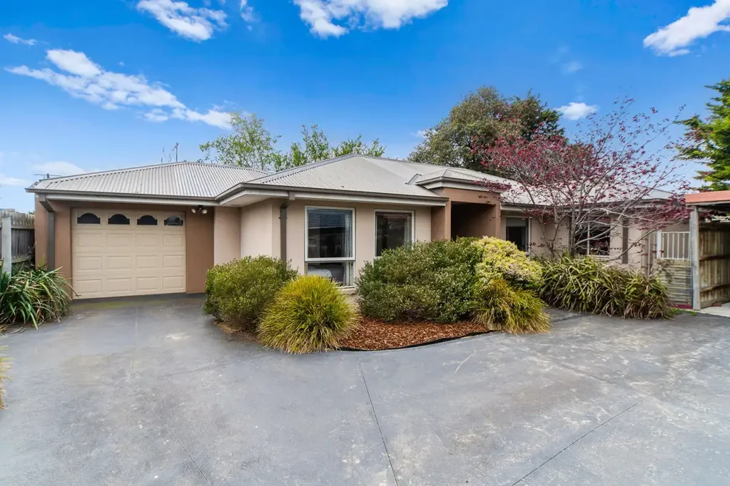 2/10 Jubilee Avenue, Seaford, VIC 3198